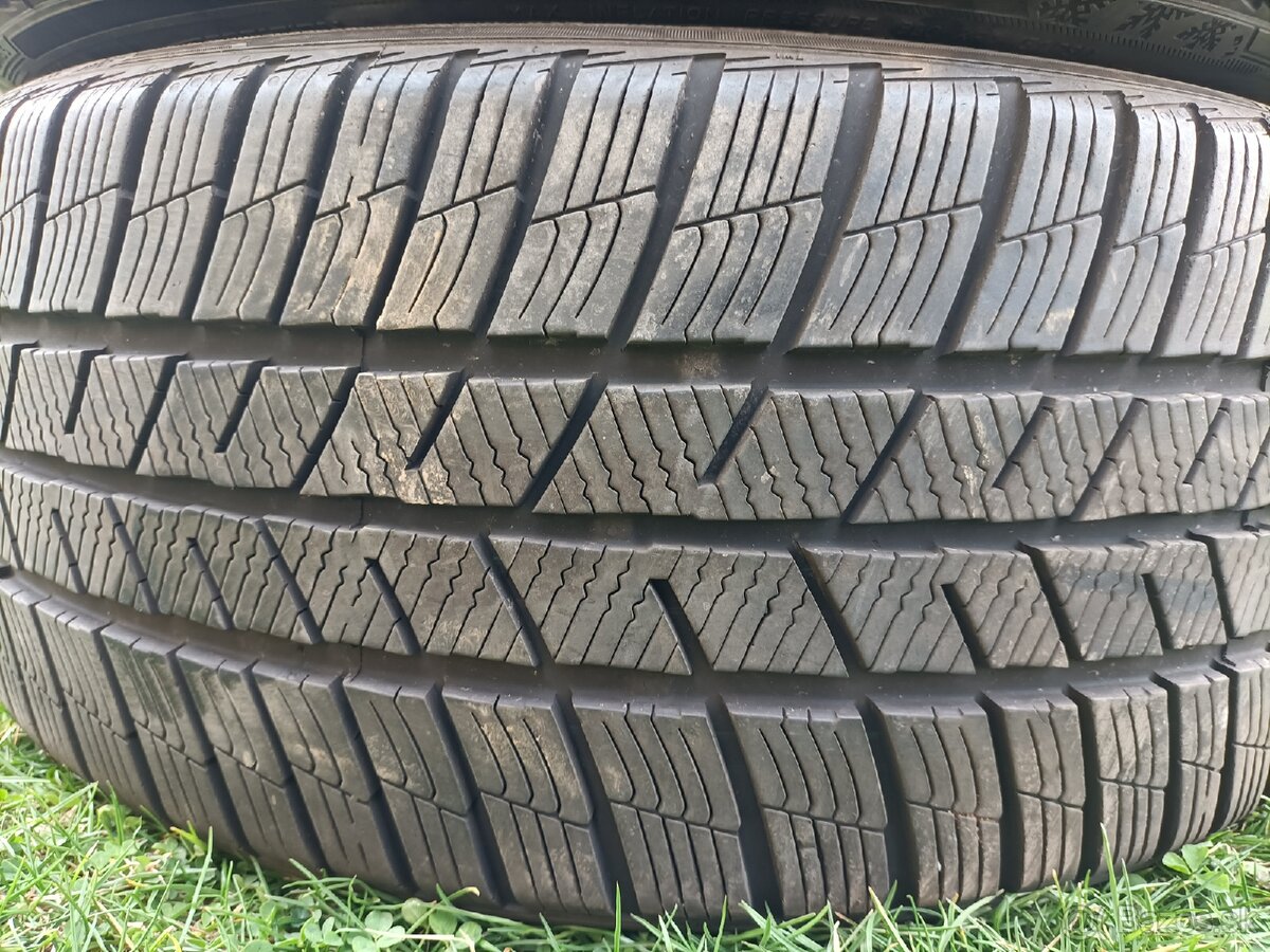 4ks zimné 215/35 R18 V XL - 5