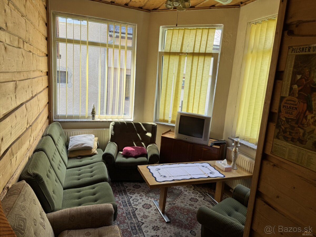 Priestranný rodinný dom v Ludrovej pri Ružomberku - 5