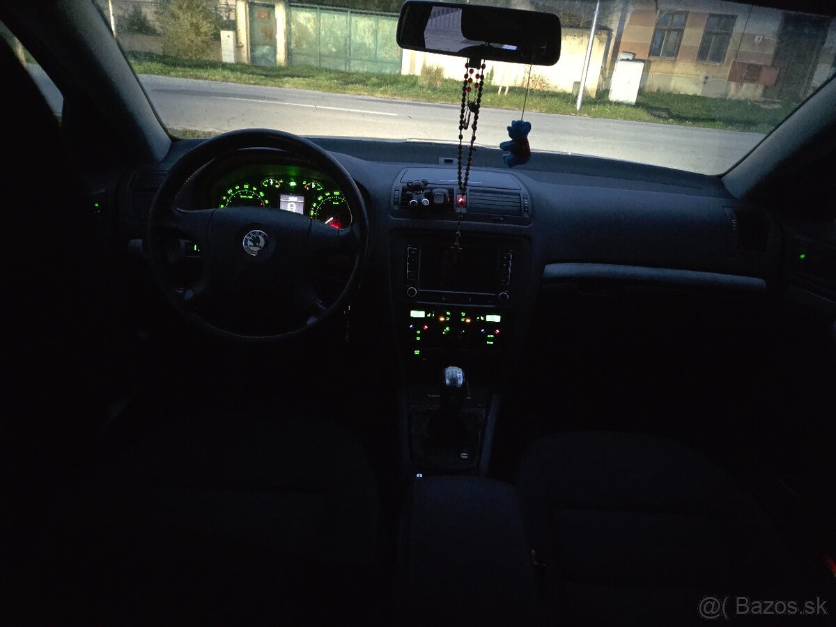 Škoda Octavia 2 2.0TDI 103kw - 5