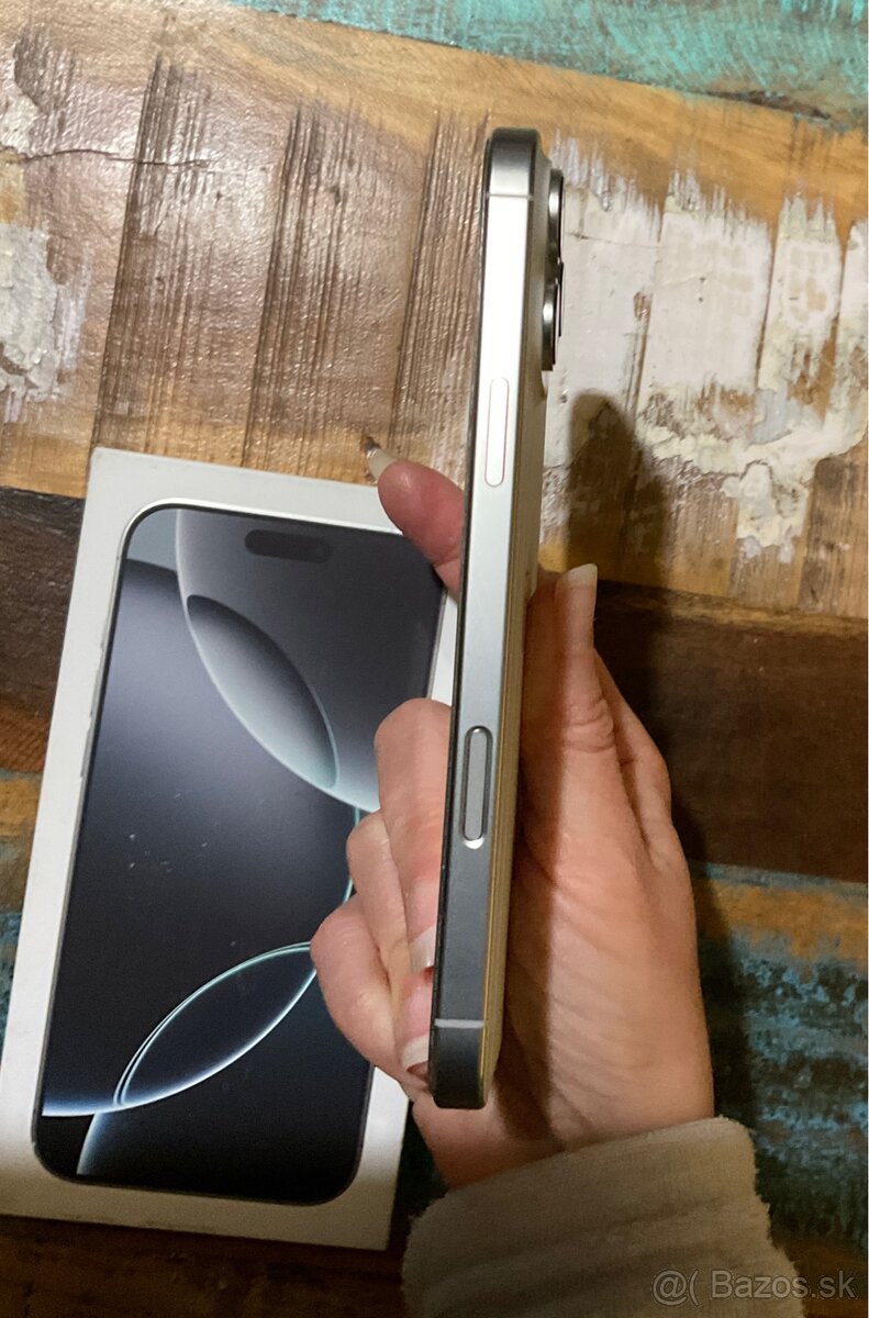 iPhone 16 Pro Max 256 GB, biely titán + púzdra + nové sklo - 5