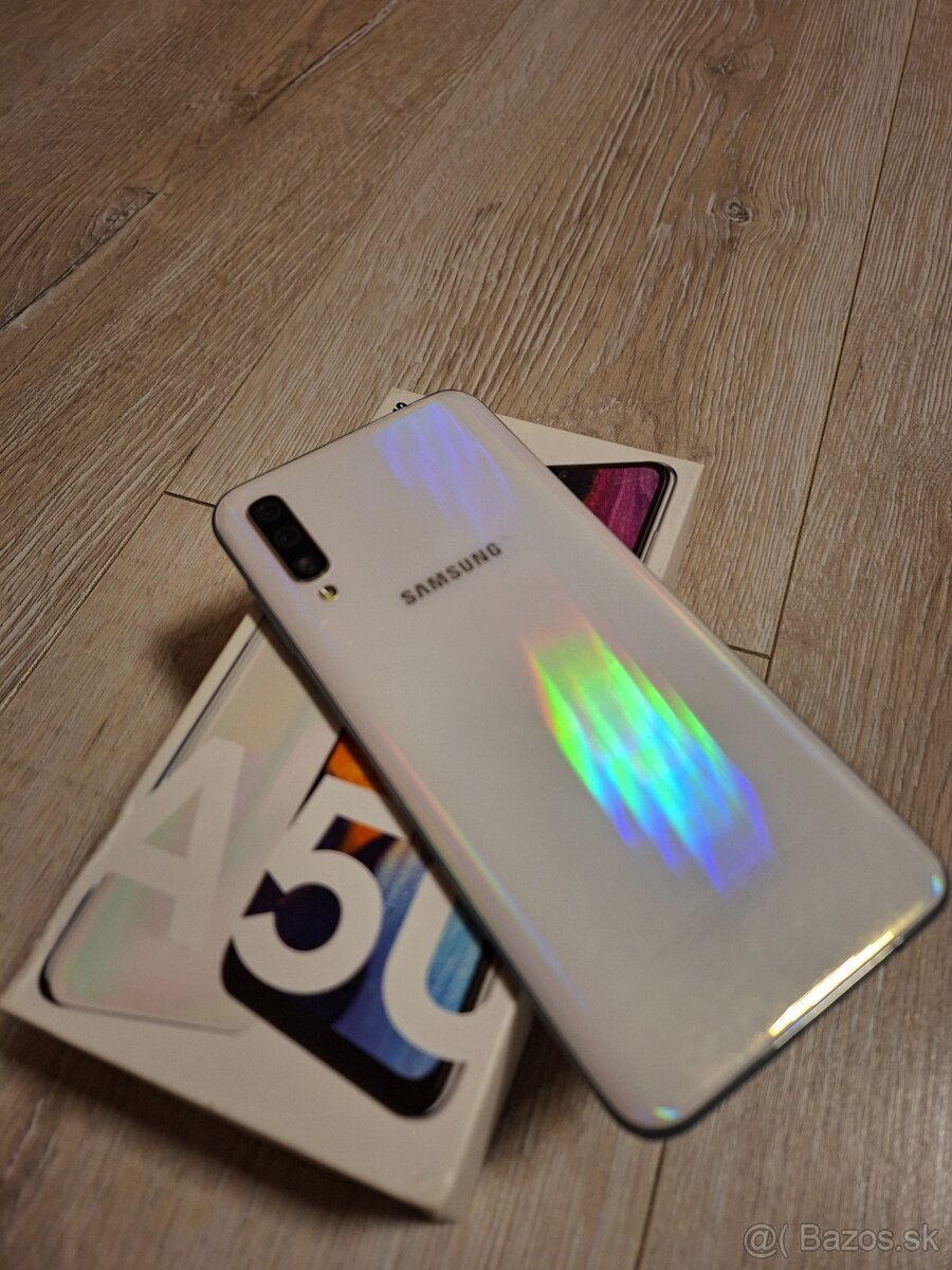 Samsung Galaxy A50 - 4/128 GB - 5