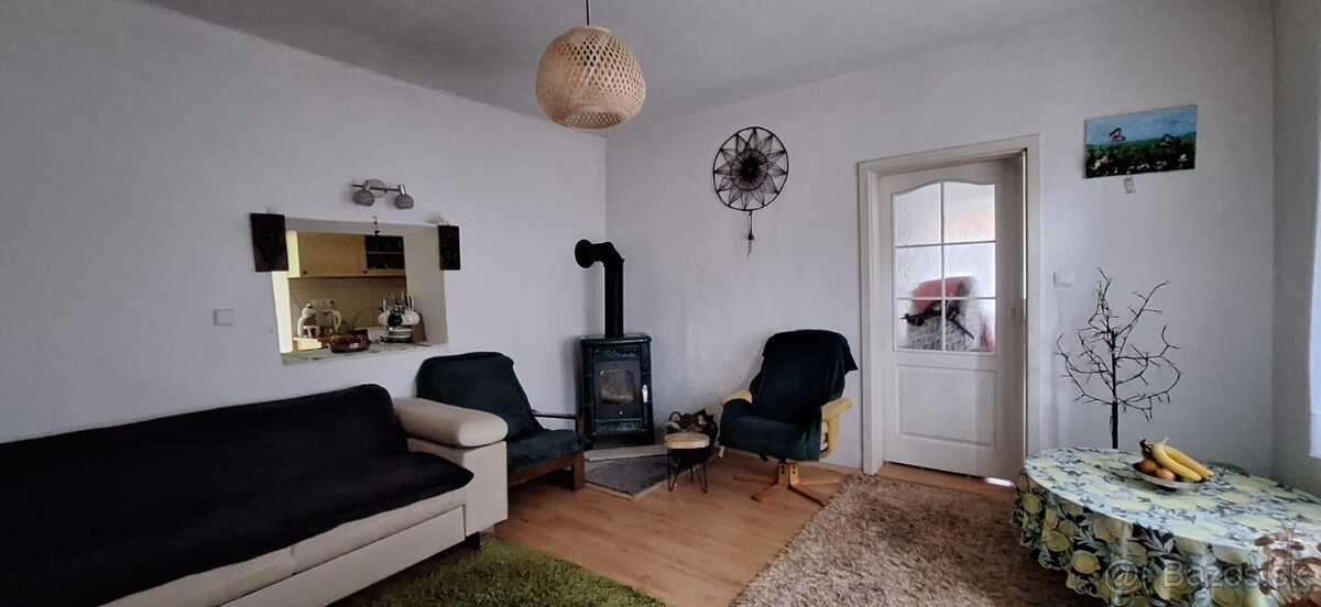 Historický rodinný dom v Tajove - 5