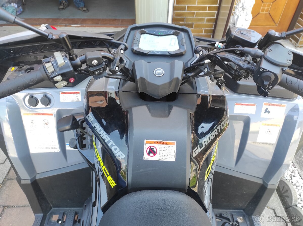 CF MOTO Gladiator X1000