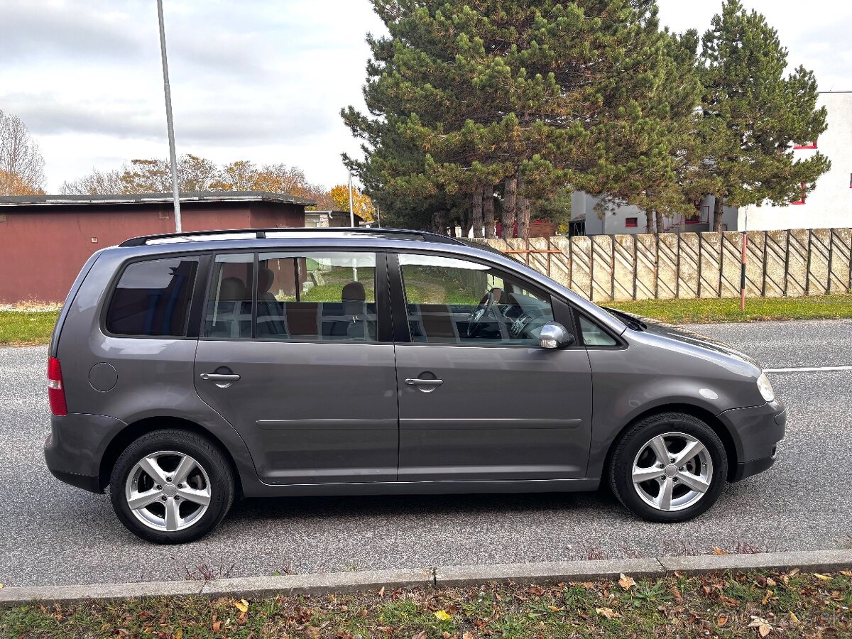 Volkswagen Touran 1.9TDI 77kw - 5