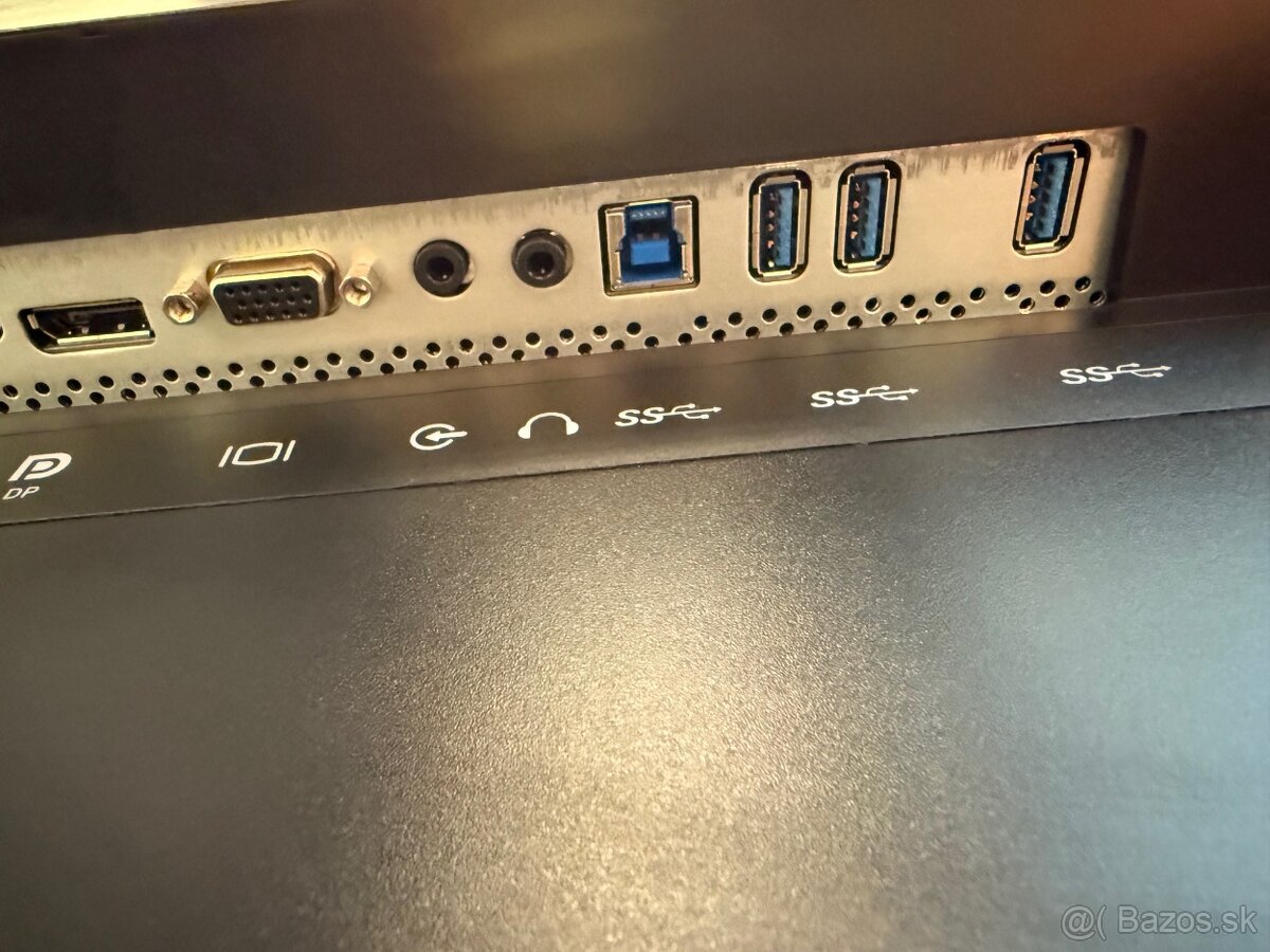 43" Dell P4317Q 4K Professional multi monitor + vesa-top - 5