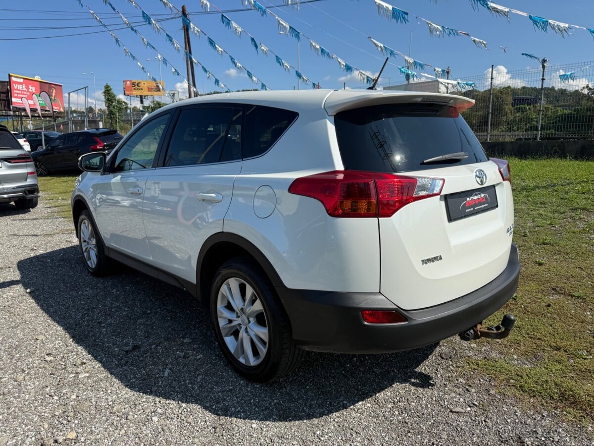 Toyota RAV4 2.2 l D-4D Premium - 5