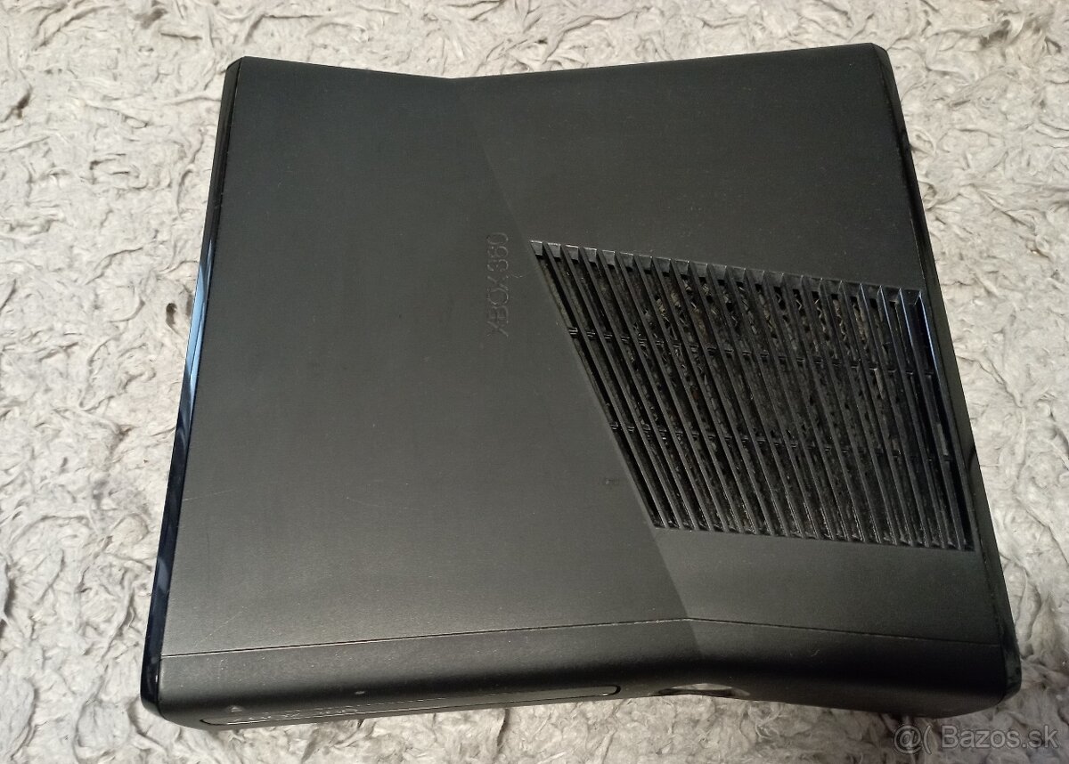 XBOX 360 SLIM 4GB aj s kinectom - 5