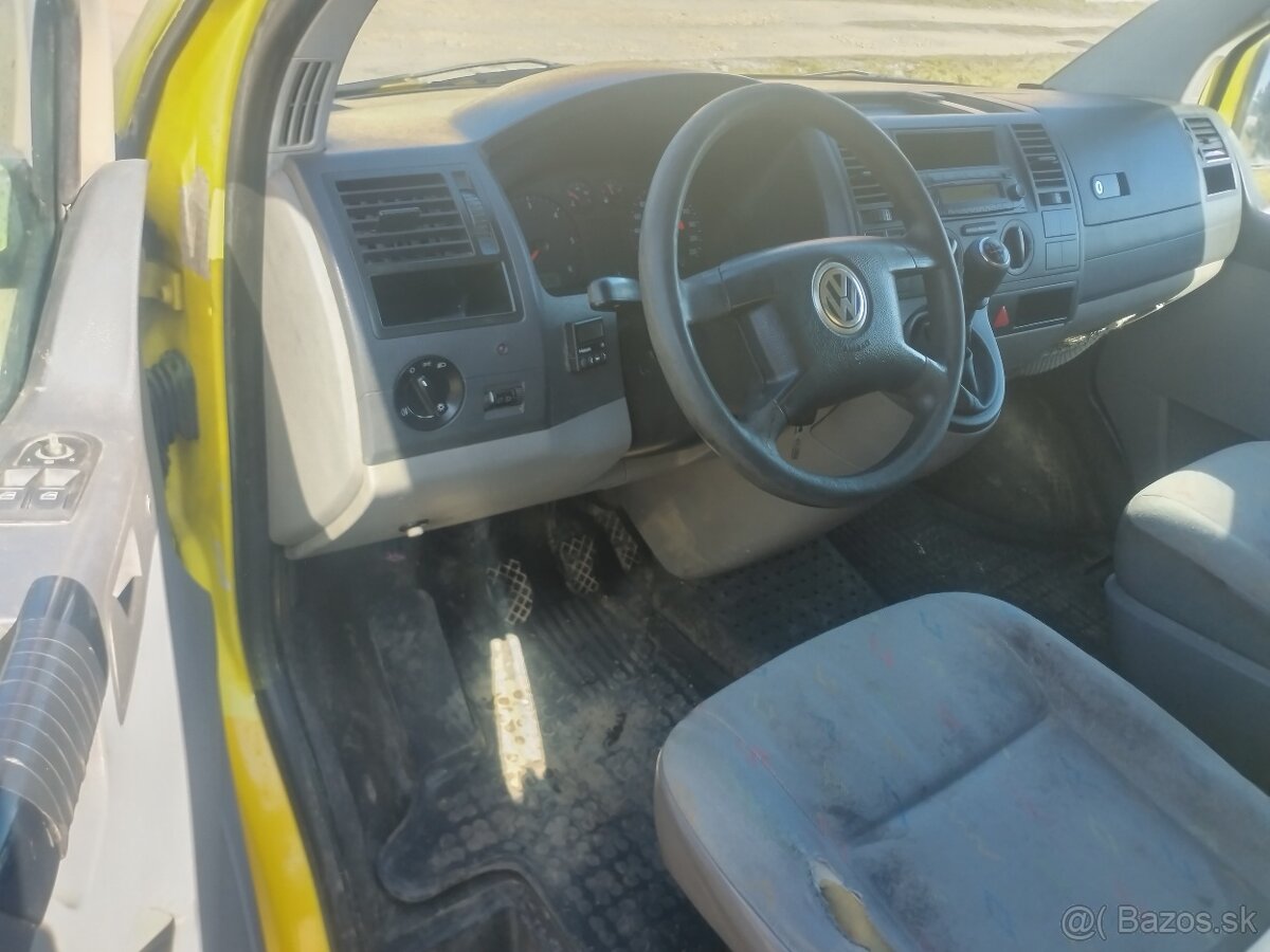Volkswagen Transporter T5 1.9Tdi - 5
