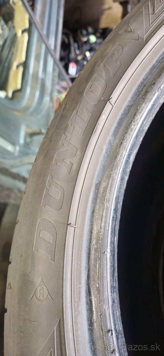 Dunlop 245/40R18 - 5