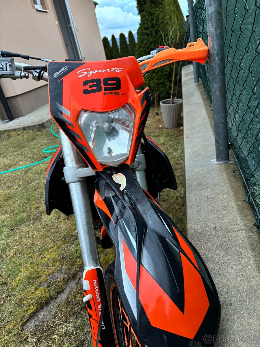 Motorka XMOTOS 250