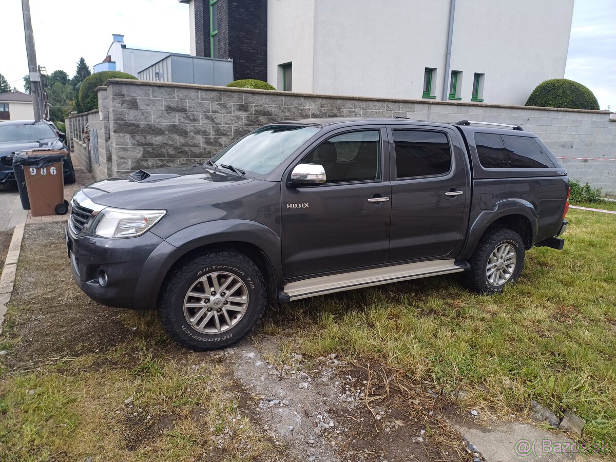 Toyota Hilux 3,0 diesel r.v. 2015