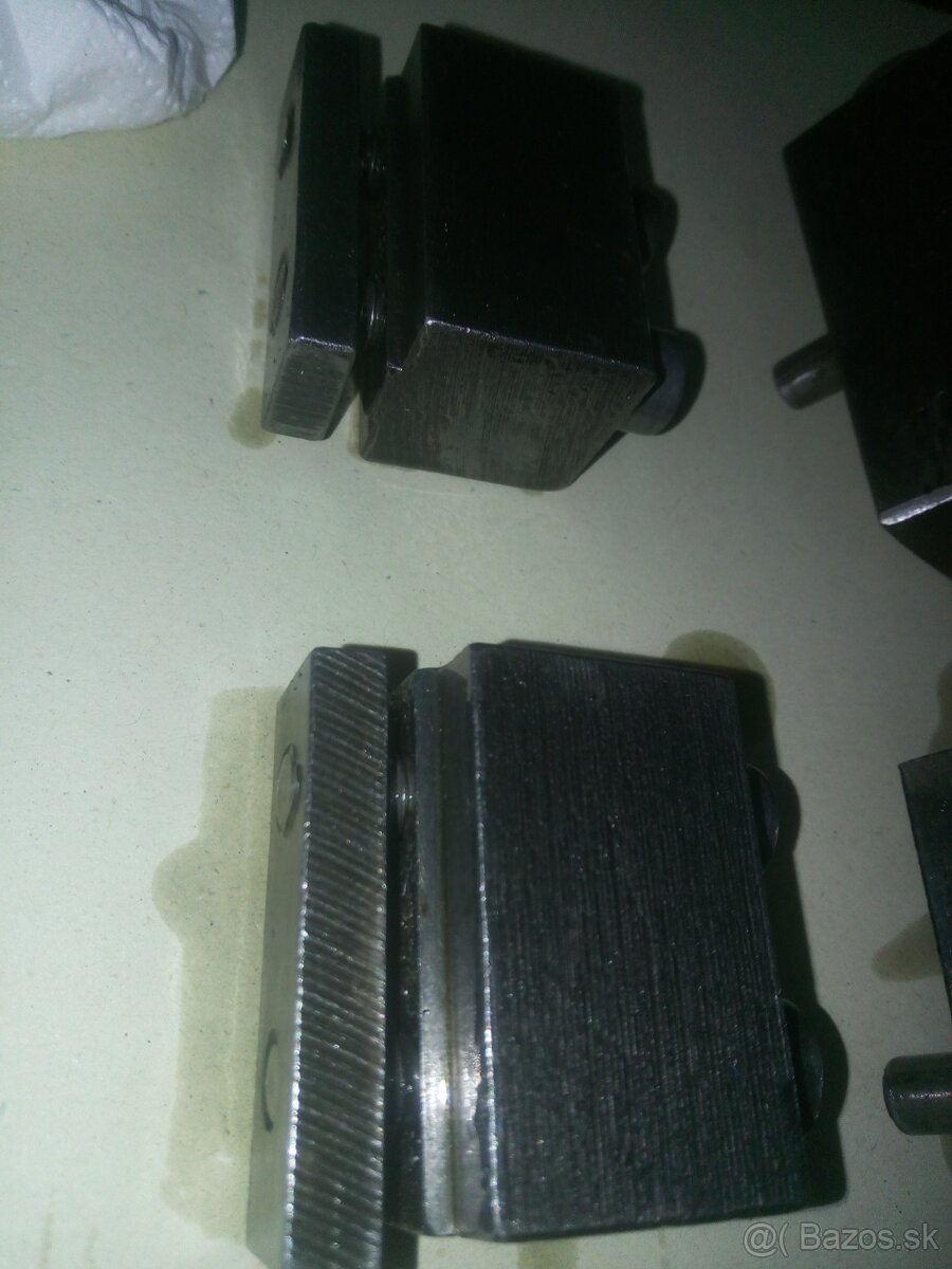 SV18RA, dorazy+excetr.klzatko a držiak - 5