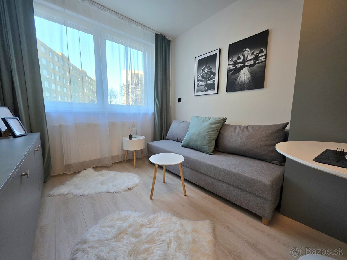 Na predaj pekný, menší 1 izbový byt na ulici Krivá, Košice - - 5