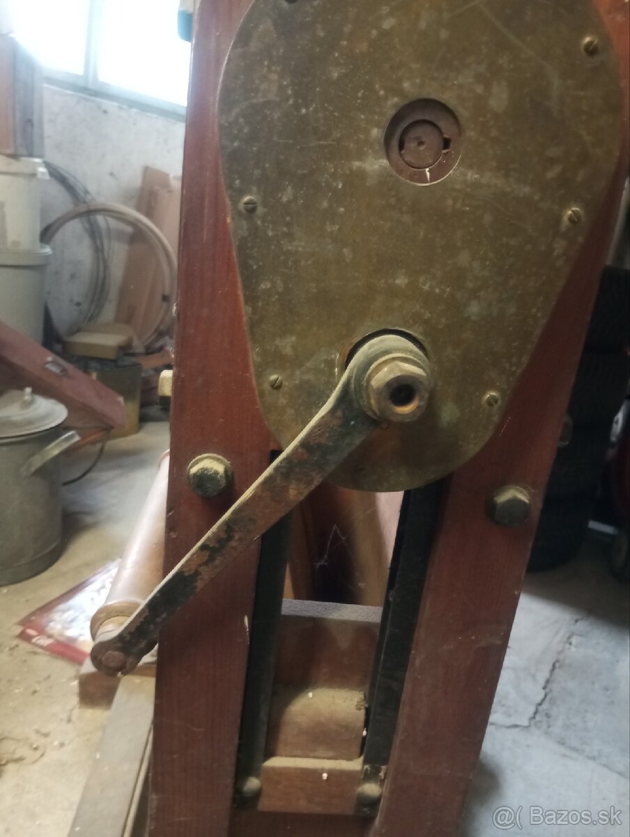 Predám starožitný mangel - 5