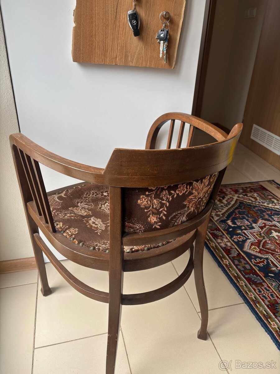 Stolička starozitná - 5