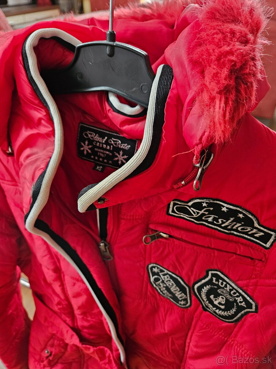 Zimná bunda s kapucňou - 5