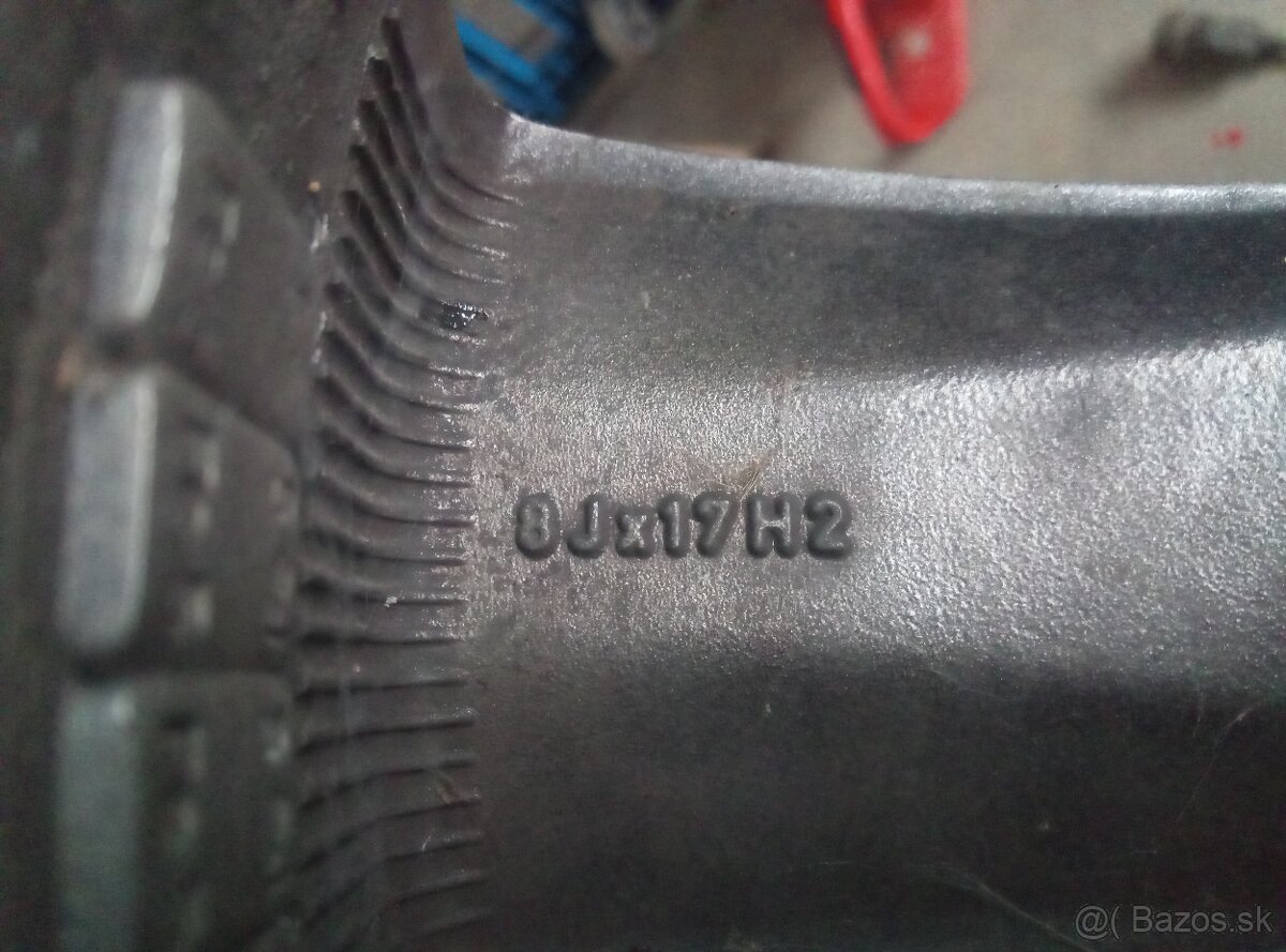 hlinikove disky Toora R17 - 5