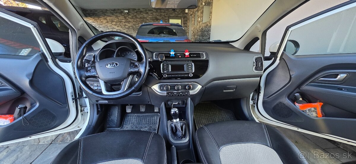 Predam KIA Rio 1,2 Gold + Winter packet - 5