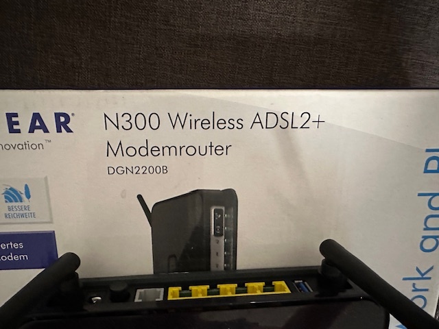 ADSL+ router, switch, WiFi DLINK, Netgear - 5