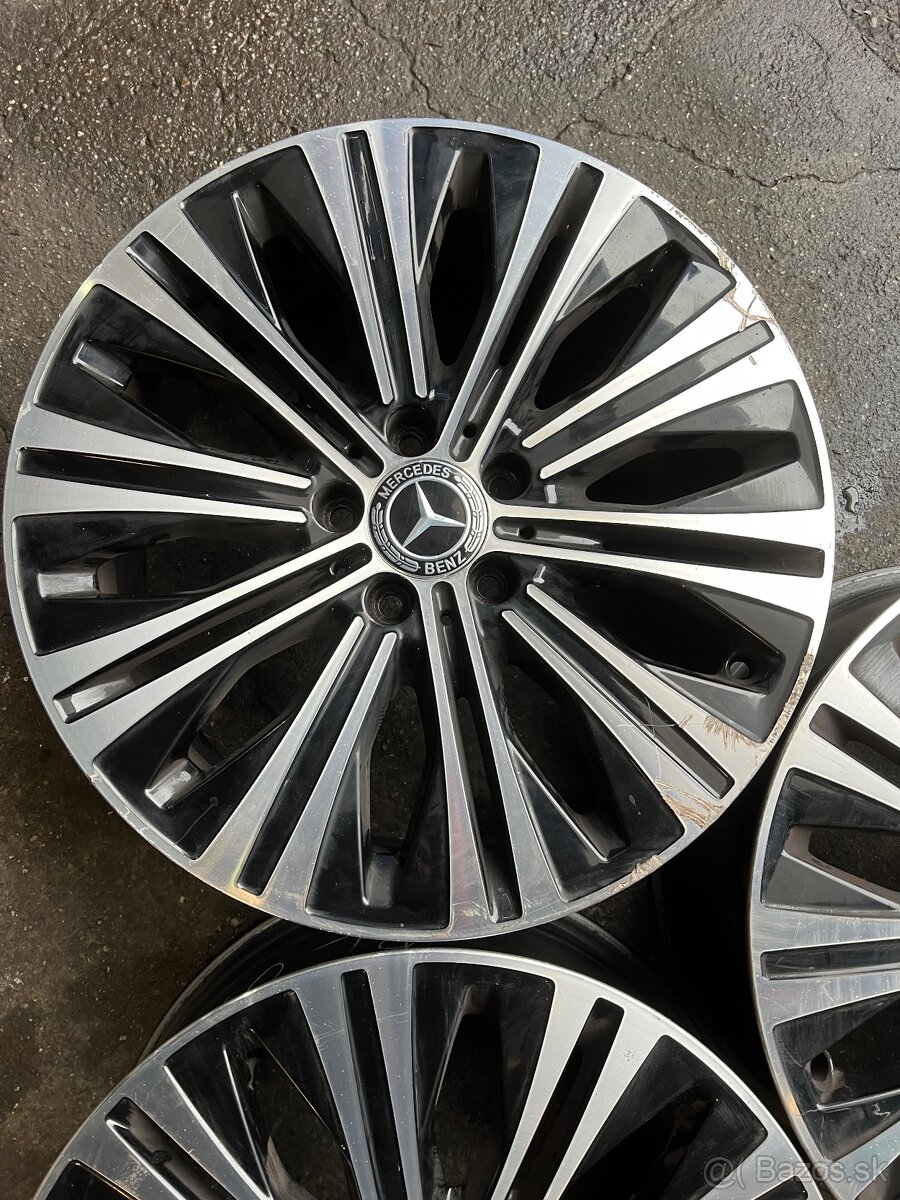 Mercedes alu R18 w177 - 5