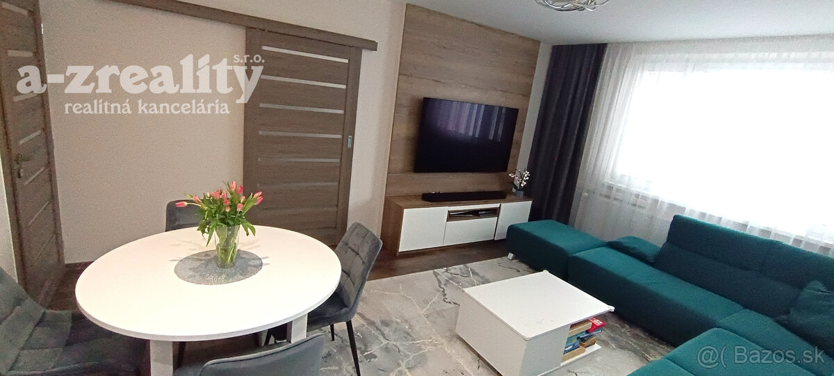 Na predaj zrekonštruovaný veľký 3 izbový byt v Nových Zámkoc - 5