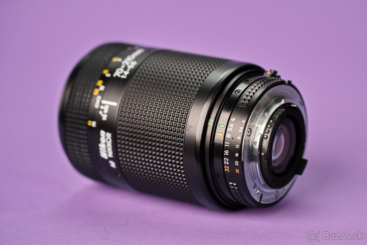 AF Nikkor 70–210mm f/4 – 5.6. - 5