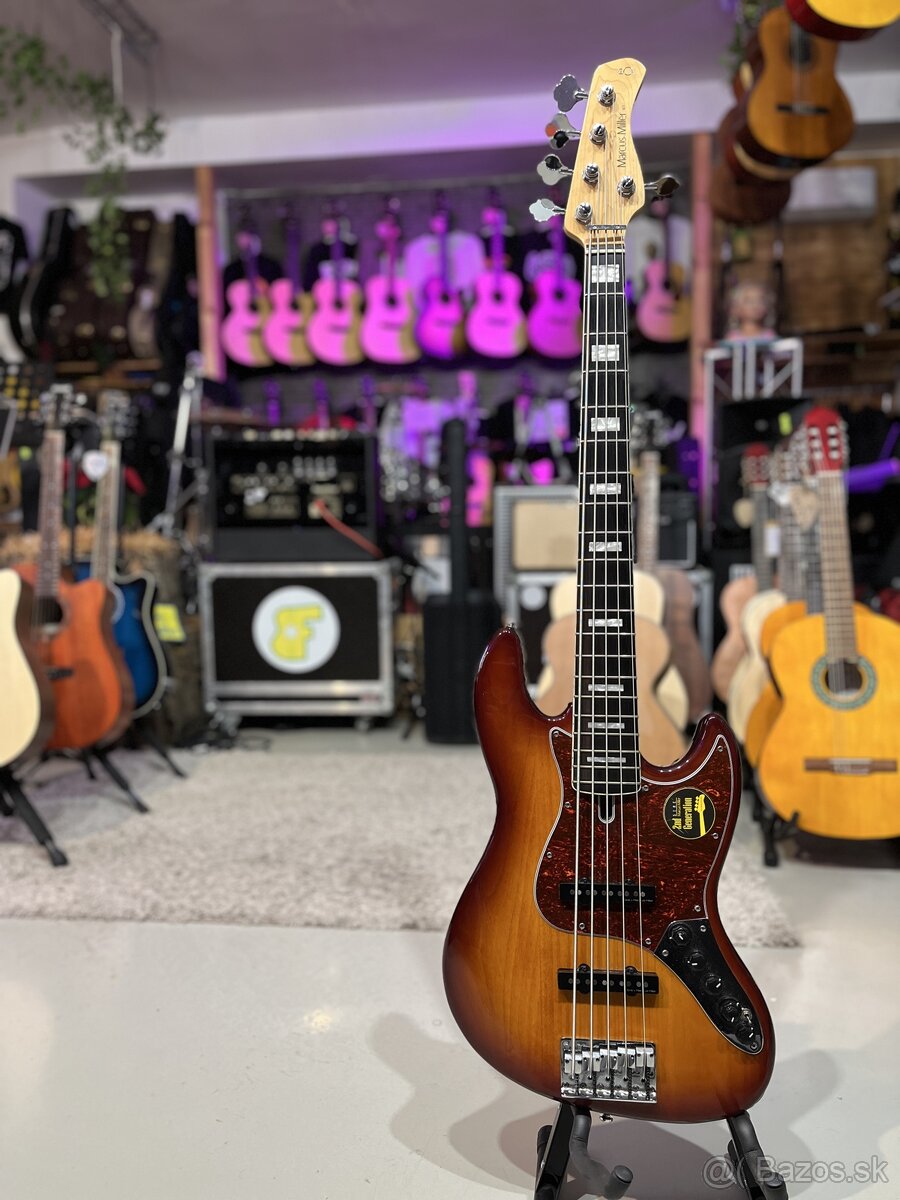 5-strunová basgitara Marcus Miller V7 - 5