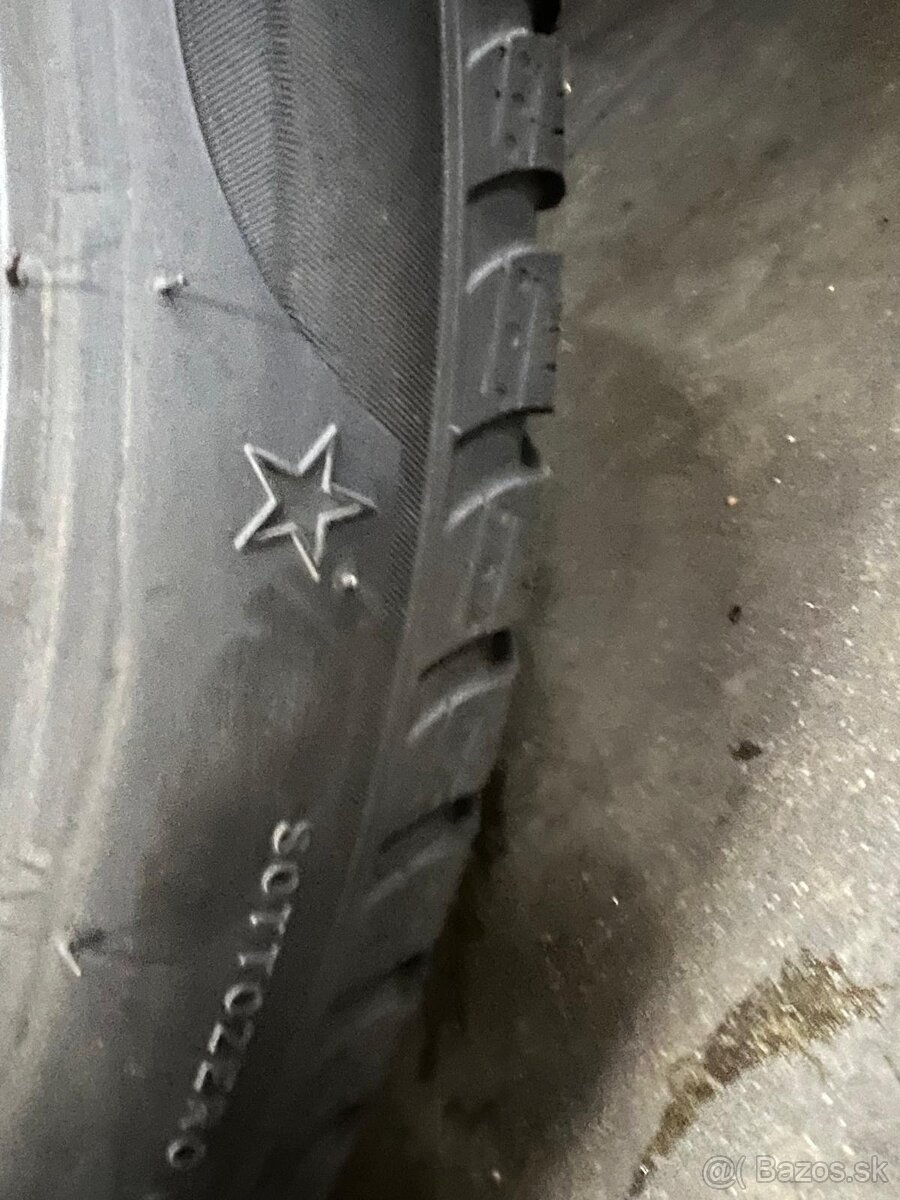 Zimne pneumatiky pirelli 245/45R18 - 5