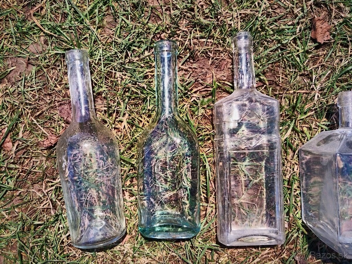 staré fľaše a poháre - 5