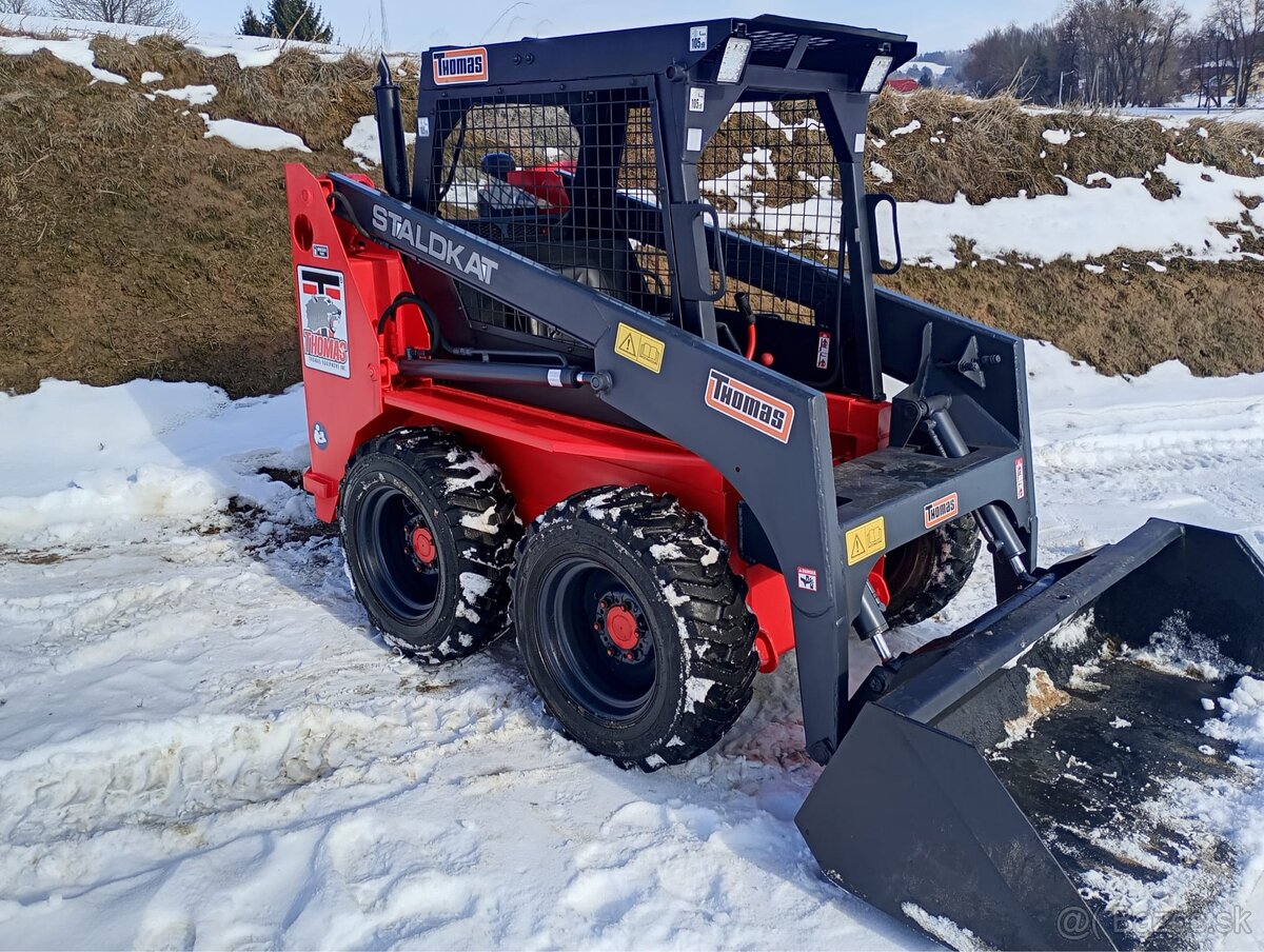 Šmykom riadený nakladač Thomas T133 - 5