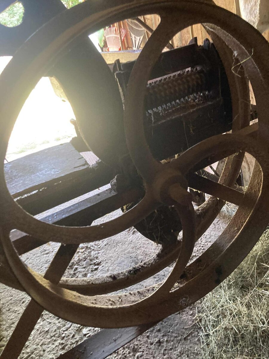 Šačkareň na seno pre dobytok, - 5