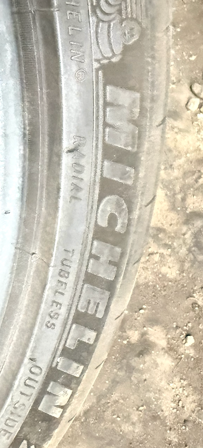 285/30 R21 Michelin Pilot Sport 4S - 5