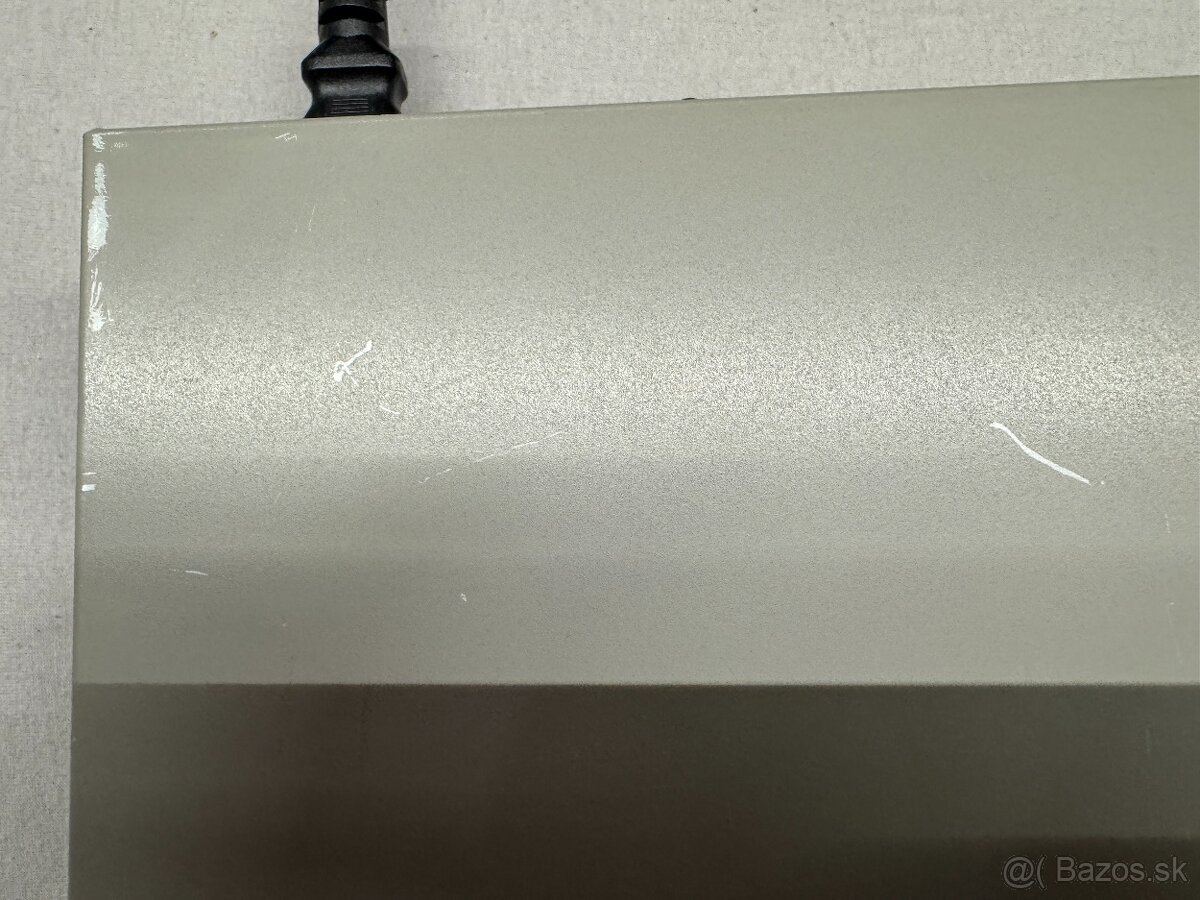 Predam audiofilský tuner Rotel RT-02 - 5