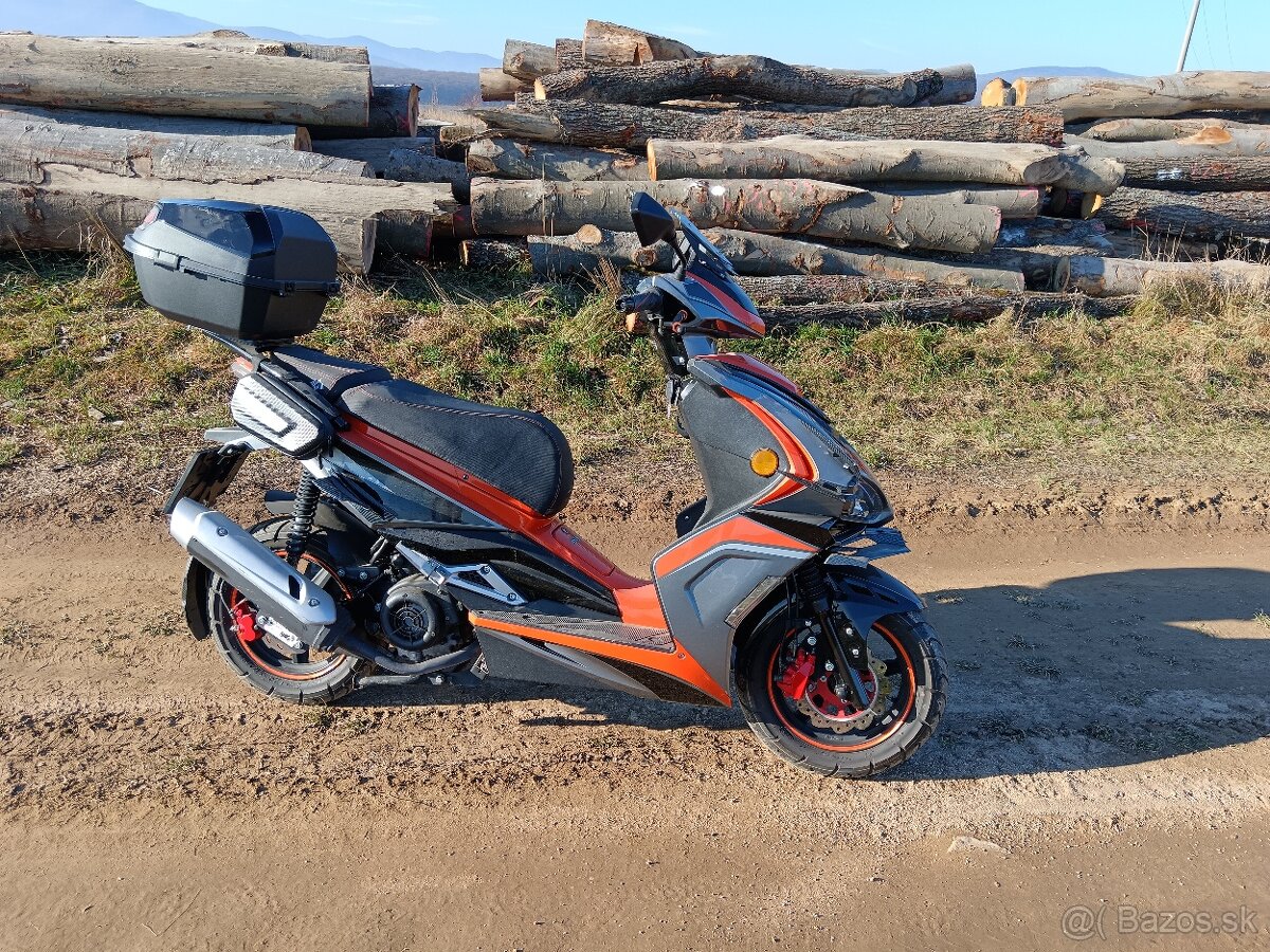 Adamoto fast 125 - 5