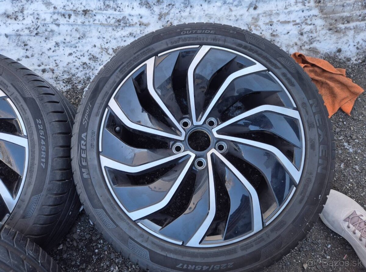 Letní sada Volkswagen Golf R17 Ventura - 5