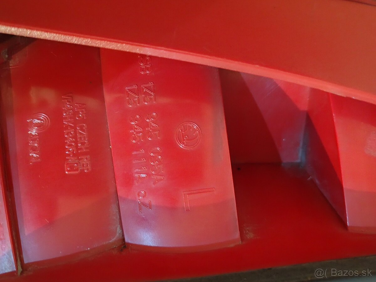 Octavia 2 svetlá - 5