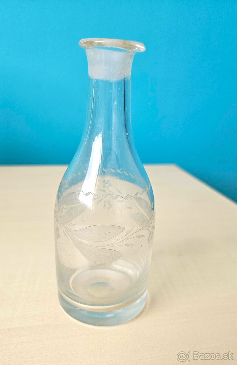 Retro sklenená fľaštička / vázička, Československo, 14,5 cm - 5