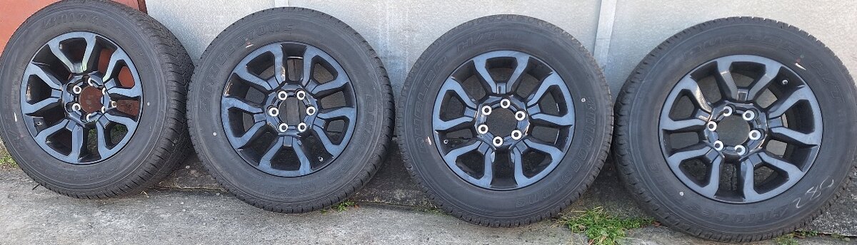 alu kolesá TOYOTA HILUX