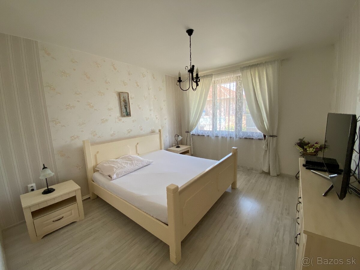 Na predaj štýlový dom s wellnessom v centre Pozby. - 5