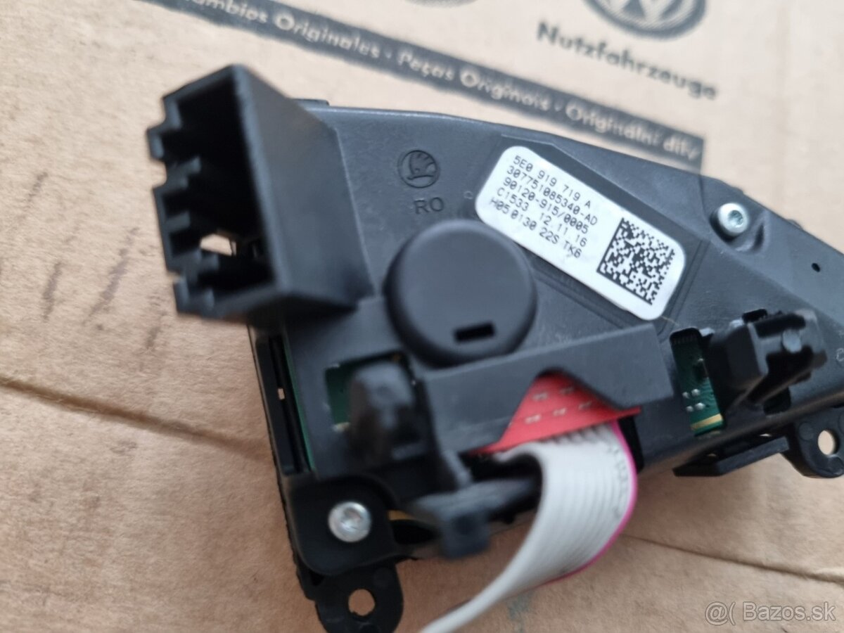 MULTIFUNKCNE TLACIDLA NA MULTIFUNKCNY VOLANT - 5