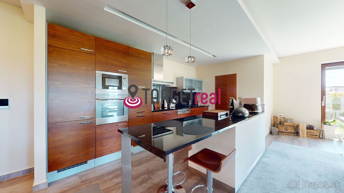 TARGETreal | Rezervované - Teplička nad Váhom - 5 izbový bun - 5