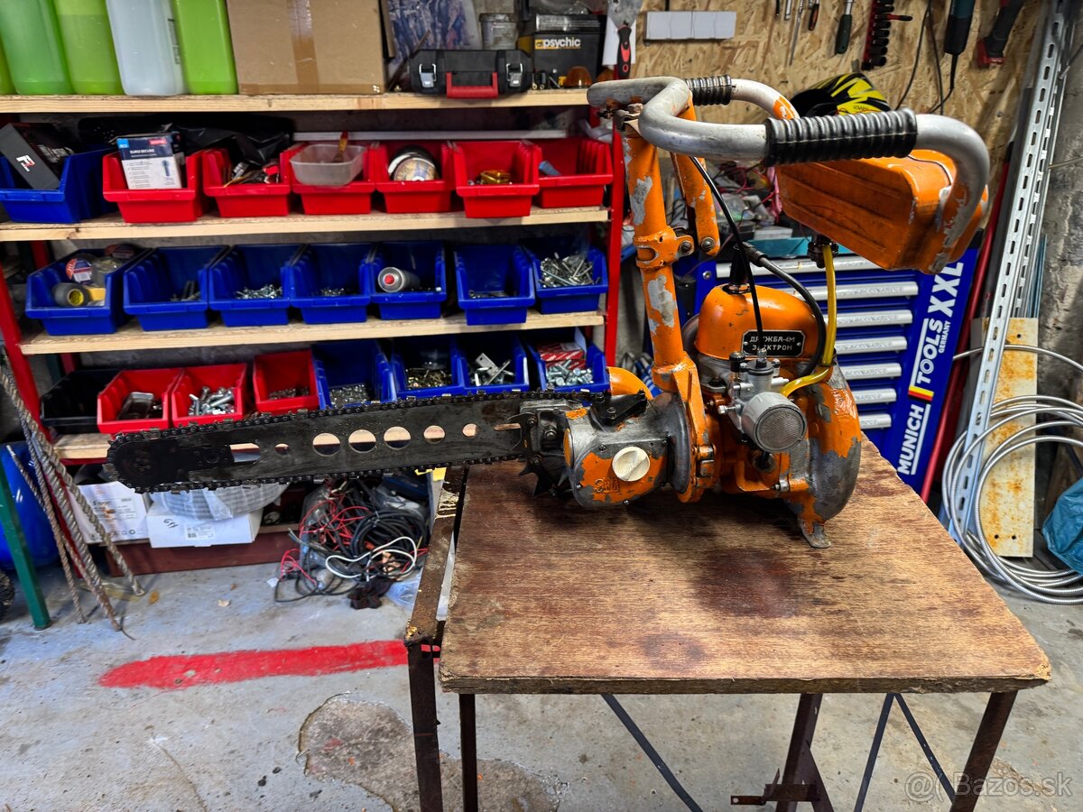 Motorová pila Ural - 5