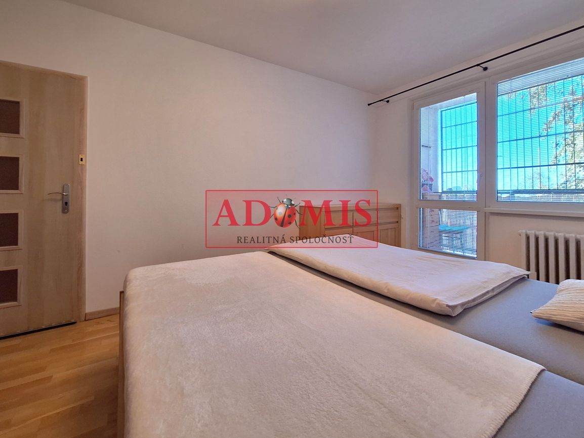 ADOMIS - predám 3izbový byt, loggia, 65m2, Bruselská ulica K - 5