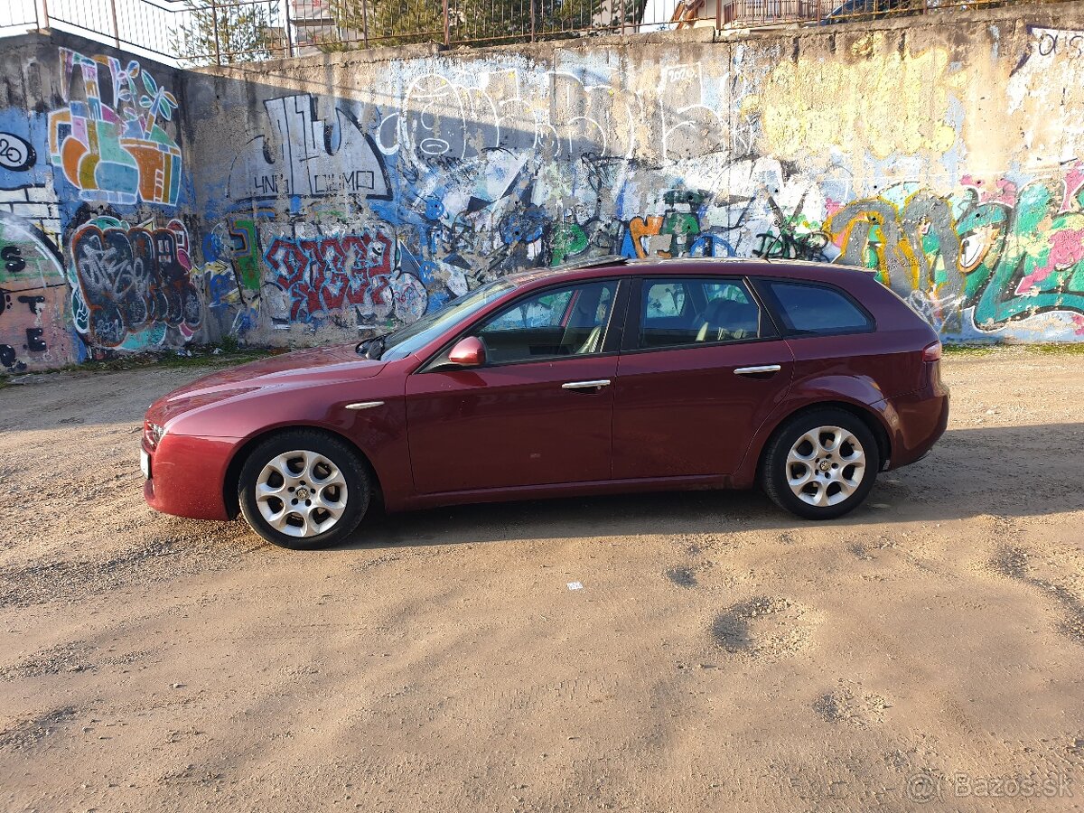 Predám Alfa Romeo 159 Sportwagon - 5