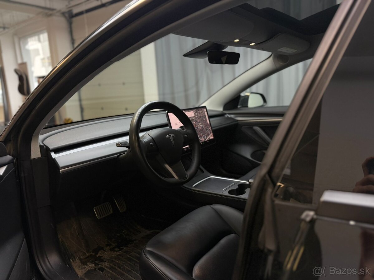 Tesla Model 3 Long Range 2021 – Ruth - 5
