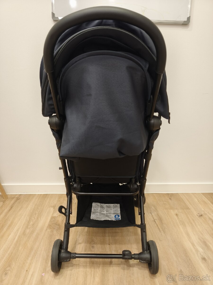 Cestovný kočík Petite&Mars UP - 5