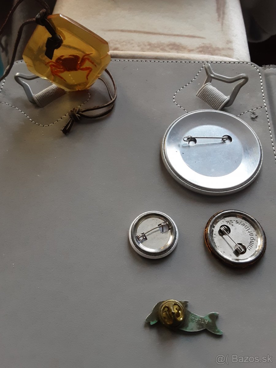 Predaj retro náhrdelníkov, náušníc, klipsní a brošní - 5