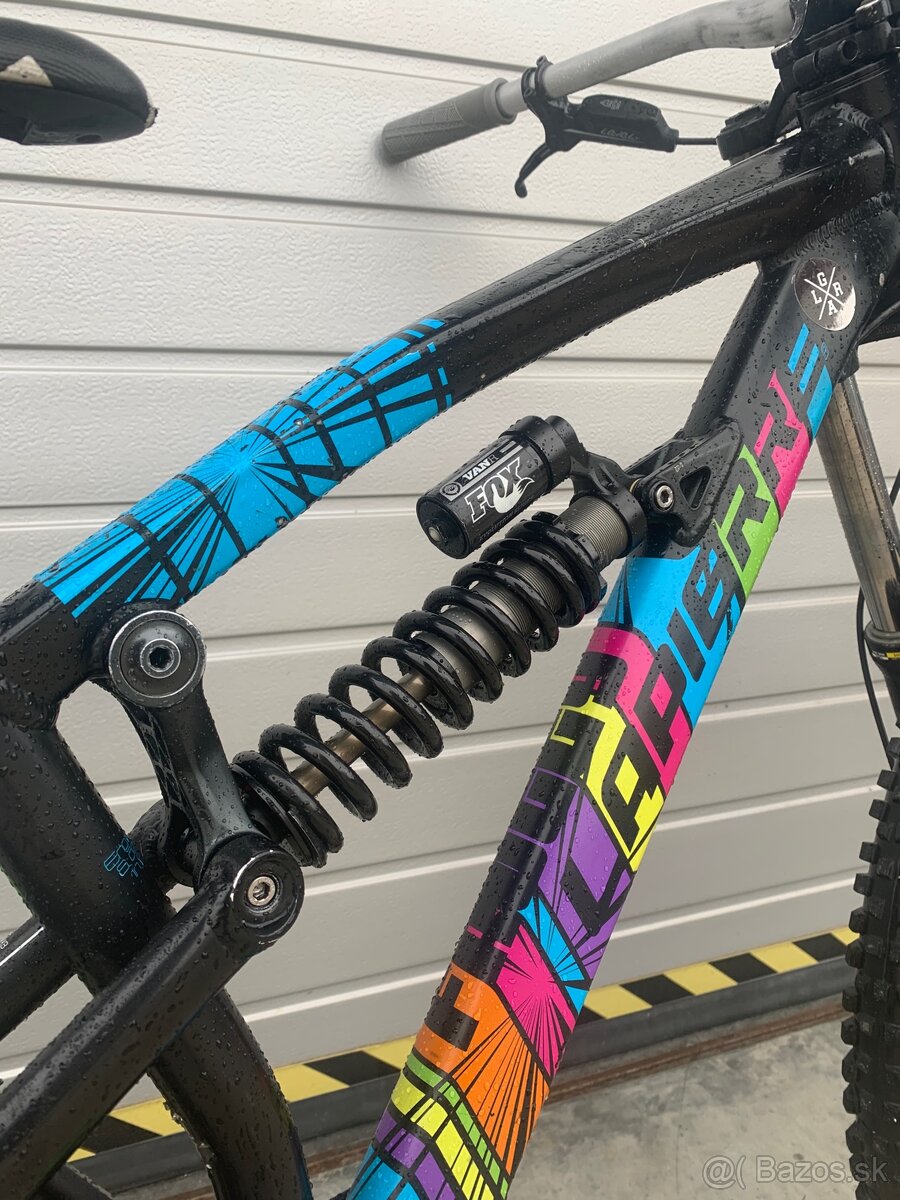 Horský downhill bicykel - 5