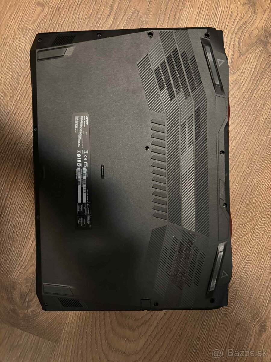 Herný notebook Acer - 5
