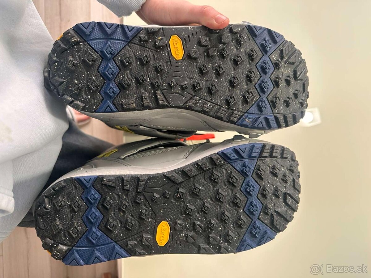 Burton lyziarky 45 Photon Step on - 5